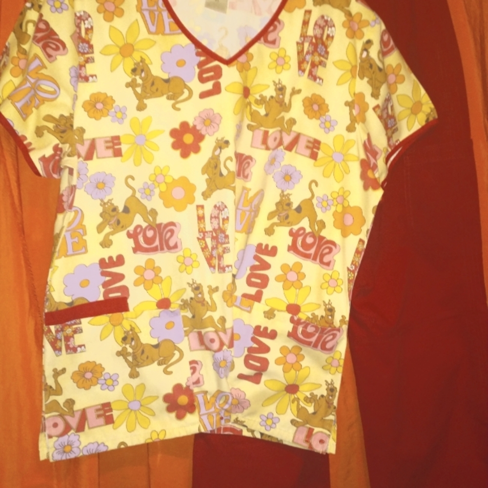 Scobbie Doo/Koi Scrub Set Size XL